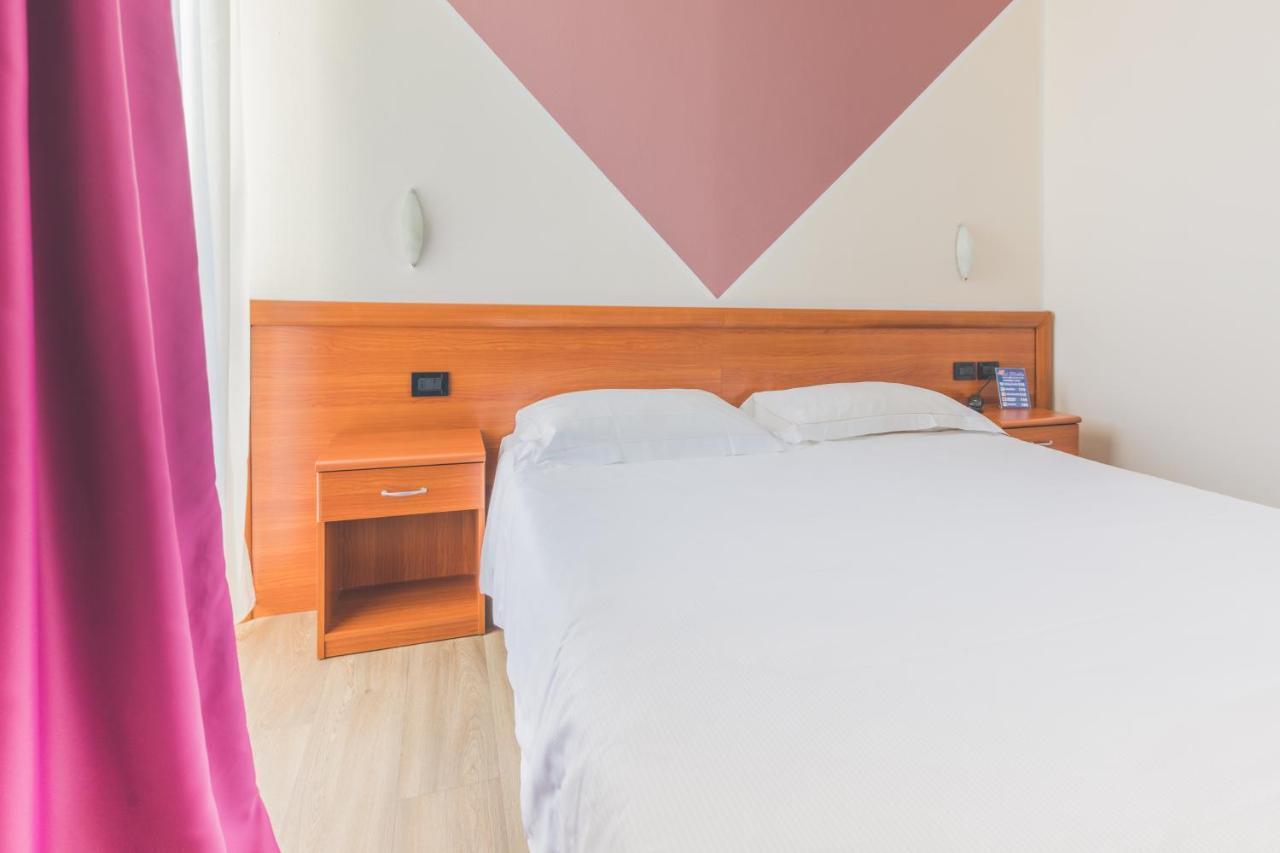 Hotel Ristorante Al Fiore Peschiera del Garda Ngoại thất bức ảnh